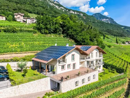 Grabmayrhof : ancienne ferme avec balcon et vue sur les montagnes à Aldein : photo 10