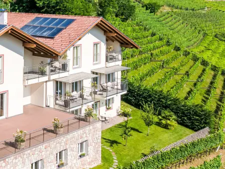 Grabmayrhof : ancienne ferme avec balcon et vue sur les montagnes à Aldein : photo 16