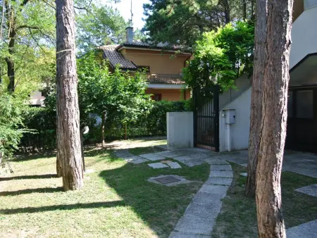 Ariete 15 : appartement 3 pièces avec jardin à Bibione : photo 11