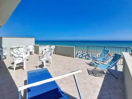 Appartement Loli, 3 chambres face à la mer à Montemarciano : photo 7