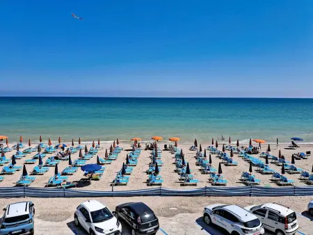Appartement Loli, 3 chambres face à la mer à Montemarciano : photo 27
