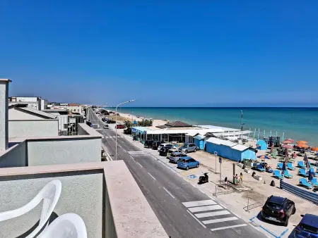 Appartement Loli, 3 chambres face à la mer à Montemarciano : photo 28