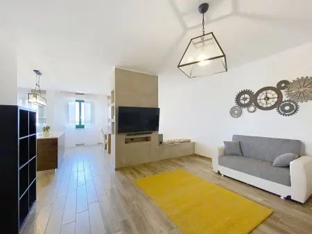 Appartement Intown à Cecina : 100 m², balcon et vue sur la mer : photo 5