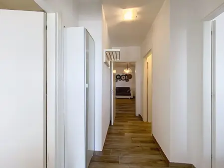 Appartement Intown à Cecina : 100 m², balcon et vue sur la mer : photo 13