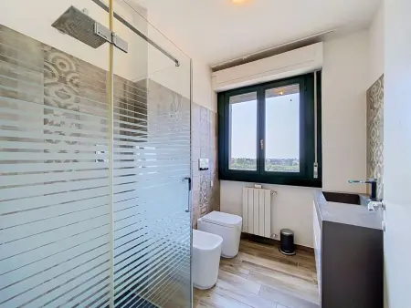 Appartement Intown à Cecina : 100 m², balcon et vue sur la mer : photo 21