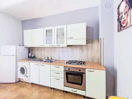 Appartement Le Fonti, 90 m², terrasse et piscine à Foiano della Chiana : photo 8