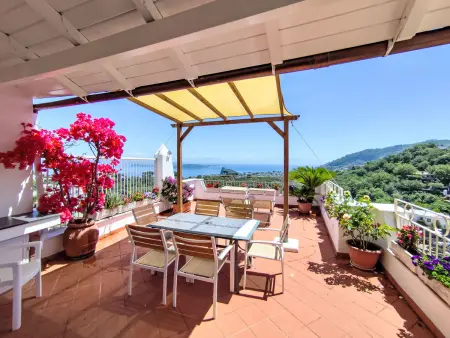 La Favola Suite : appartement 90 m² à Barano d'Ischia, vue mer : photo 4