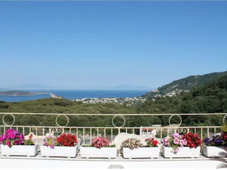 La Favola Suite : appartement 90 m² à Barano d'Ischia, vue mer : photo 6