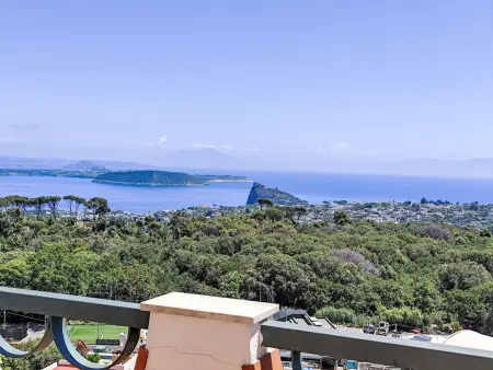 La Favola : appartement 3 pièces avec terrasse et vue mer à Ischia Barano : photo 5