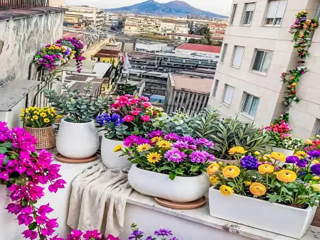 Appartement sous les toits avec terrasse et vue à Naples : photo 3
