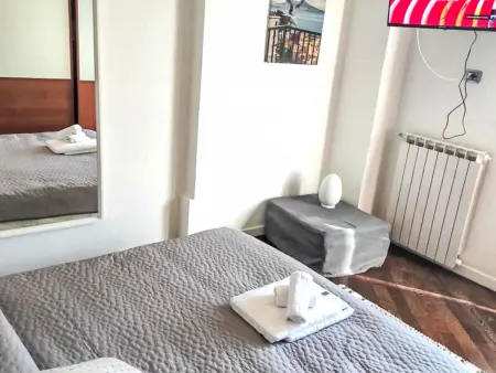 Appartement sous les toits avec terrasse et vue à Naples : photo 13