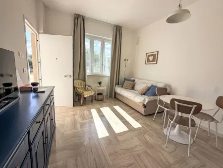 A Casa di Ara : appartement avec jardin à 150 m de la mer, Mola di Bari : photo 6