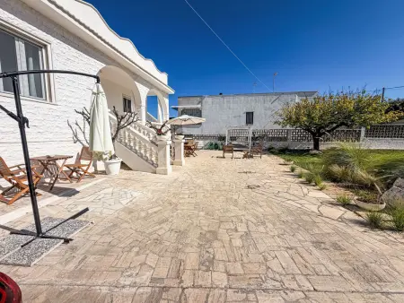 A Casa di Ara : appartement avec jardin à 150 m de la mer, Mola di Bari : photo 27
