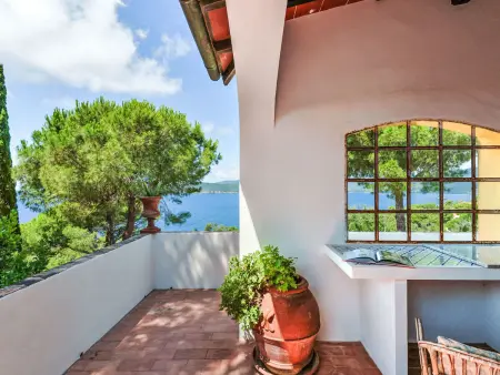 Villa Le Ginestre di Mare à Capoliveri, près de la mer, Elbe : photo 12