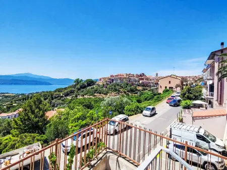 Appartement Bellavista avec vue mer, balcon et parking à Capoliveri : photo 1