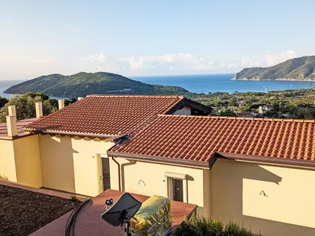 Appartement vue mer avec terrasse à Lacona, Elbe : photo 16