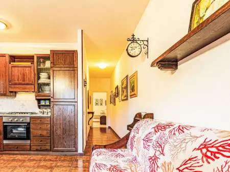 Appartement IL Porto, 2 chambres à 300 m de la mer à Porto Azzurro : photo 5