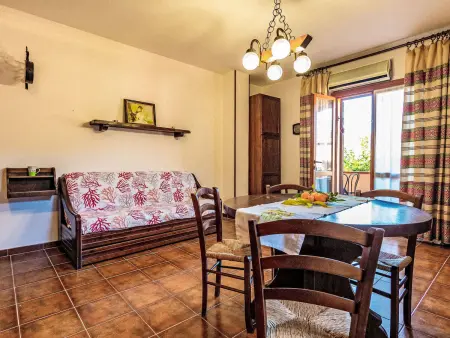 Appartement IL Porto, 2 chambres à 300 m de la mer à Porto Azzurro : photo 7