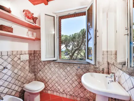 Appartement vue mer avec balcon et piscine à Rio Marina : photo 12