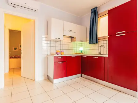 Appartement Pergola al Cavo 5 avec piscine, à 800 m de la plage à Cavo : photo 2