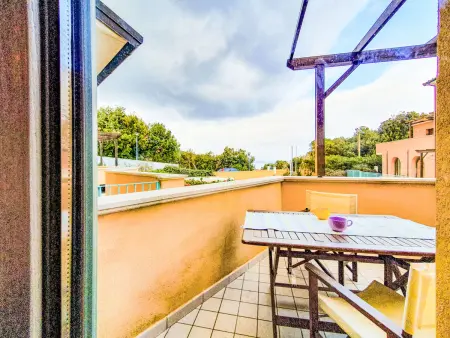 Appartement Pergola al Cavo 5 avec piscine, à 800 m de la plage à Cavo : photo 4