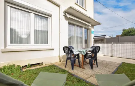 Proche Sword beach avec jardin, Appartement 4 personnes à Ouistreham : photo 2