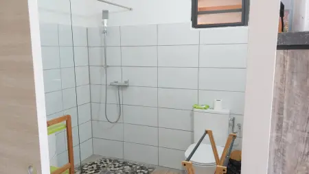 Maison conviviale Capesterre-Belle-Eau 36 m², jacuzzi : photo 10