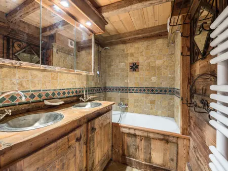 Charmant duplex 6 pers. au cœur de Courchevel avec accès direct aux pistes : photo 8