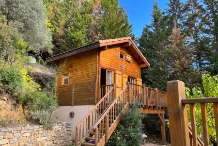Maison charmante Santa-Maria-Figaniella 25 m², cheminée : photo 8