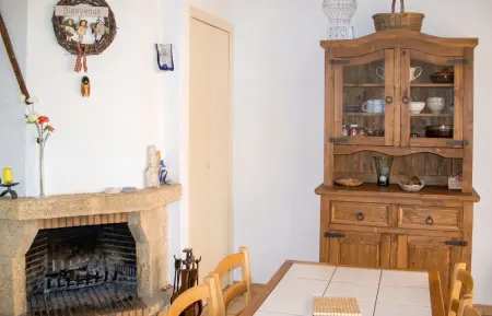 Studio confortable à Santa-Maria-Figaniella 48 m², cheminée : photo 10