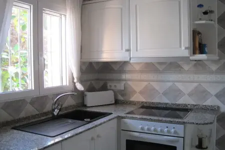 102434, Maison de vacances à Denia avec piscine : photo 22
