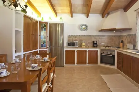 256638, Maison de vacances à Pollença avec piscine : photo 15