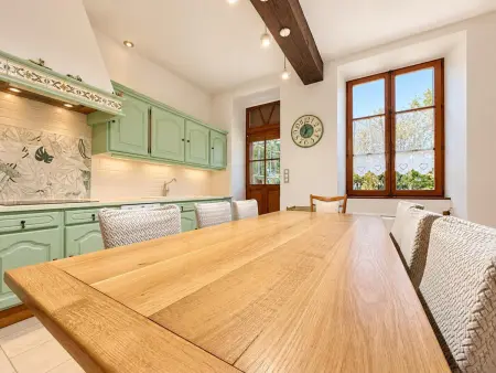 Maison familiale, animaux admis - 10 pers., Gîte 10 personnes à Chaource : photo 2