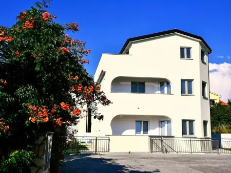 Villa Mata in Bogovići mit Pool und Meerblick, Maison 14 personnes à Krk Milohnići : photo 7