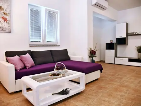 Villa Mata in Bogovići mit Pool und Meerblick, Maison 14 personnes à Krk Milohnići : photo 9