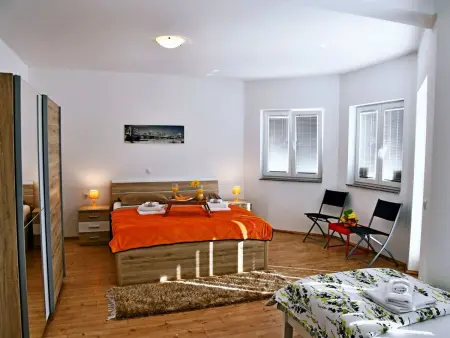 Villa Mata in Bogovići mit Pool und Meerblick, Maison 14 personnes à Krk Milohnići : photo 13
