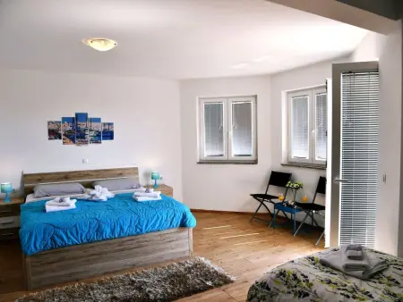 Villa Mata in Bogovići mit Pool und Meerblick, Maison 14 personnes à Krk Milohnići : photo 15