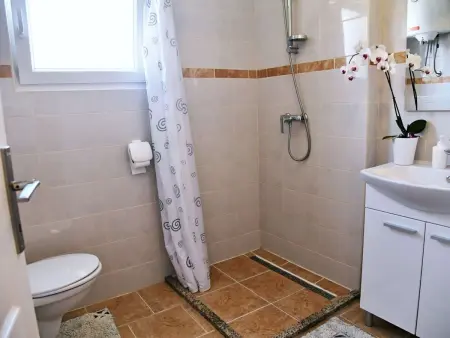 Villa Mata in Bogovići mit Pool und Meerblick, Maison 14 personnes à Krk Milohnići : photo 18