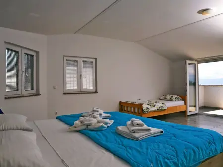 Villa Mata in Bogovići mit Pool und Meerblick, Maison 14 personnes à Krk Milohnići : photo 20