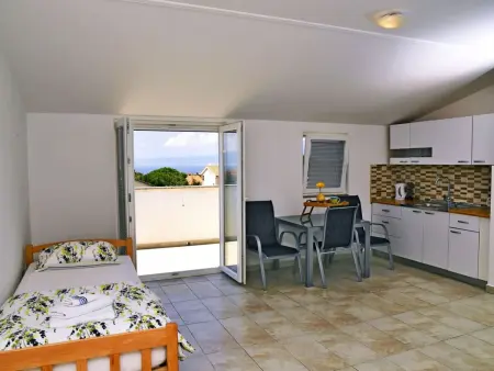 Villa Mata in Bogovići mit Pool und Meerblick, Maison 14 personnes à Krk Milohnići : photo 21