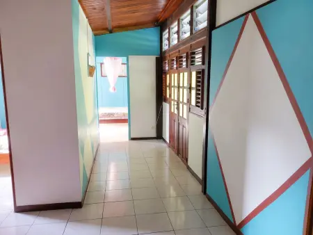 Appartement vue mer Rivière-Pilote 200 m², terrasse : photo 2