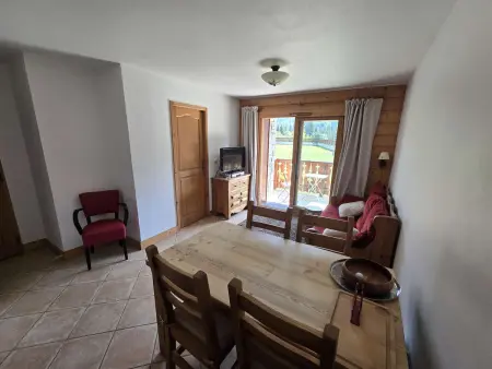 Appartement cosy avec balcon est - 6 pers., Appartement 5 personnes à Les Carroz d'Arâches : photo 3