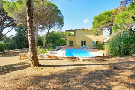 73533, avec piscine privée aux Issambres : photo 4