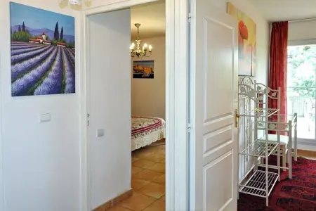 73533, avec piscine privée aux Issambres : photo 24