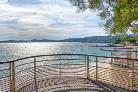 73533, avec piscine privée aux Issambres : photo 29