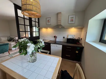 Gîte rénové face aux prairies - 4 pers., Gîte 4 personnes à Dun sur Auron : photo 3