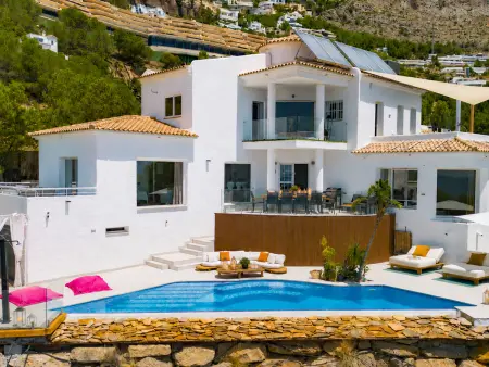 Villa de luxe avec piscine privée, vue panoramique - 13 pers. : photo 3