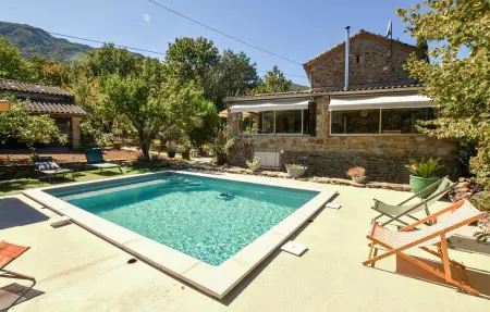 Maison Avec Piscine Privée, Maison 9 personnes à Les Vans : photo 2