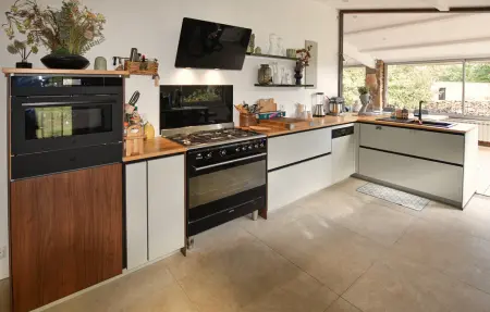 Maison Avec Piscine Privée, Maison 9 personnes à Les Vans : photo 6