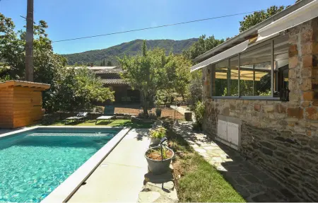 Maison Avec Piscine Privée, Maison 9 personnes à Les Vans : photo 10